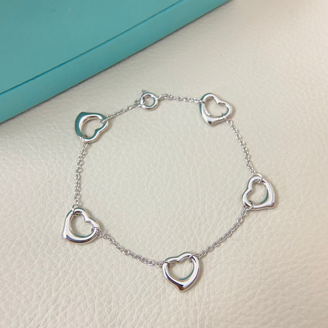 575RVA174K  Popular Bracelets