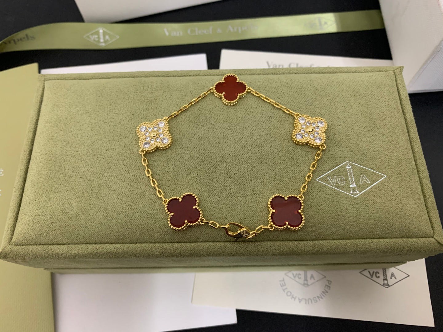 5XVA179K  Popular bracelets 5 flowers normal size1.5cm flower