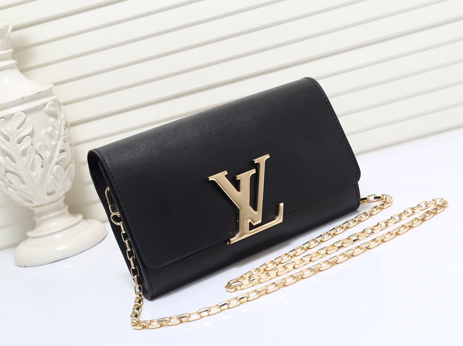 1XE72B Popular    leather bag