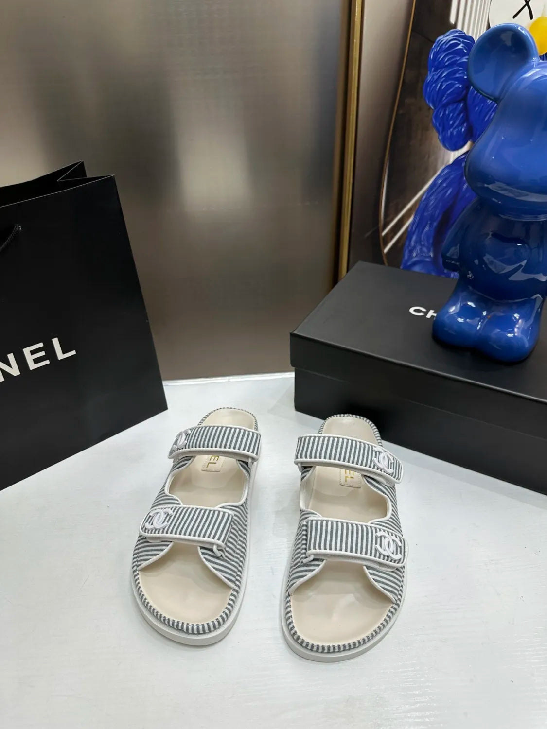 145RC1Z Popular sandals