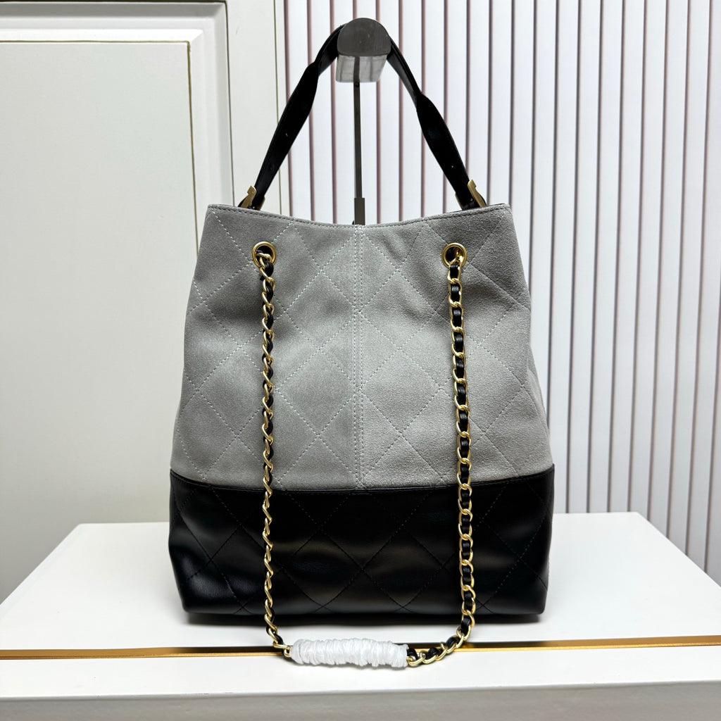 146PC19B Popular leather bag
