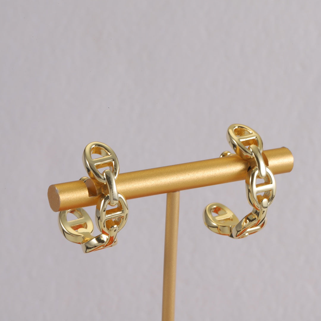 14H994E Popular Earrings
