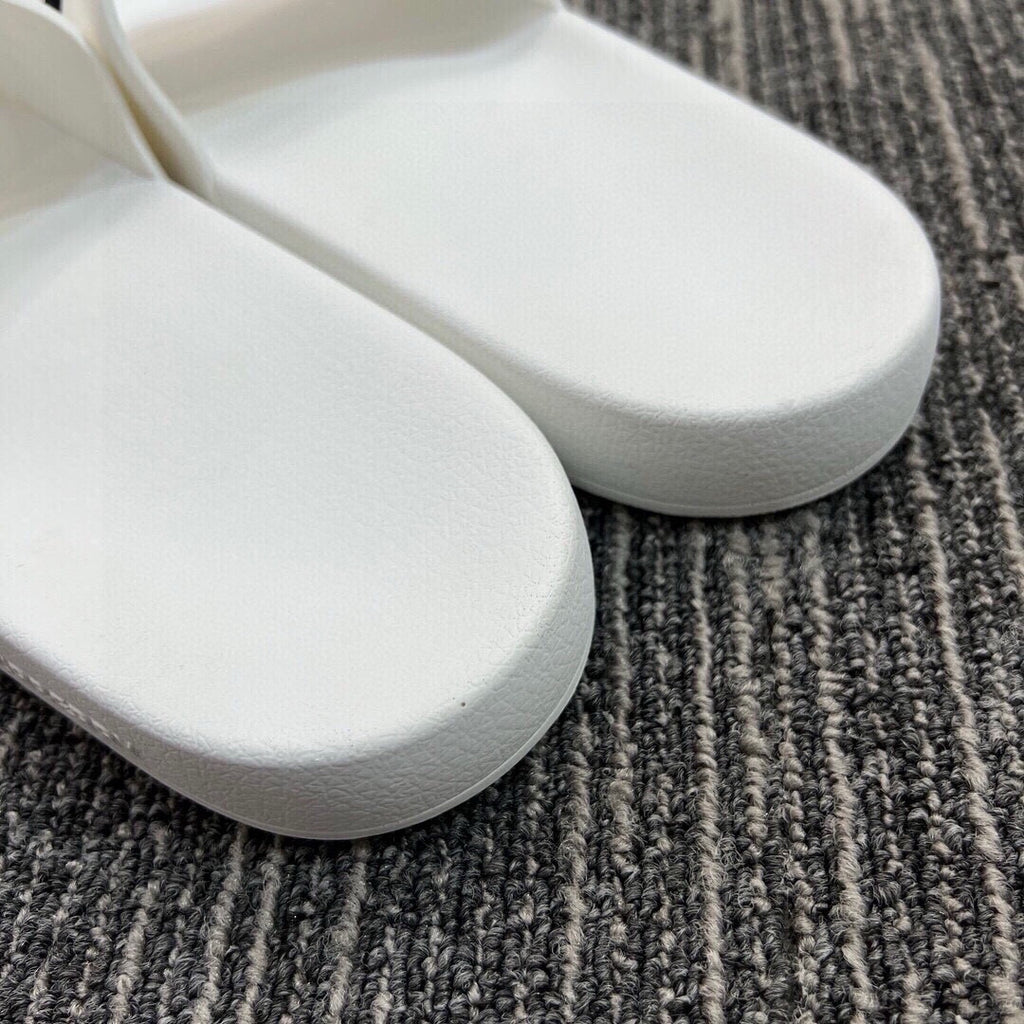 535ZR256Z Popular Slippers