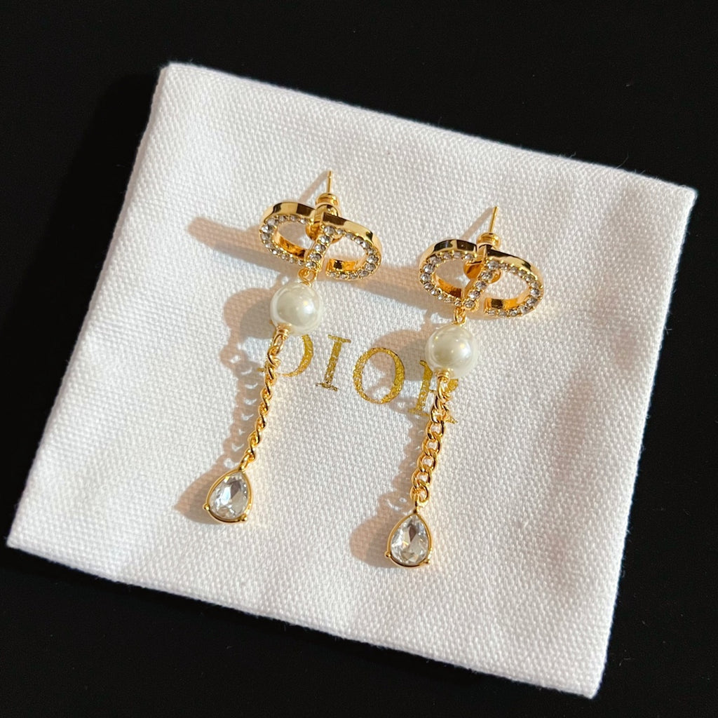 14D208E Popular  Earrings