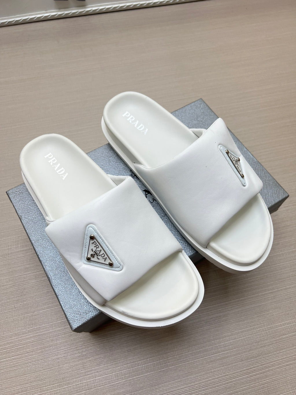 54PD5Z Popular slippers