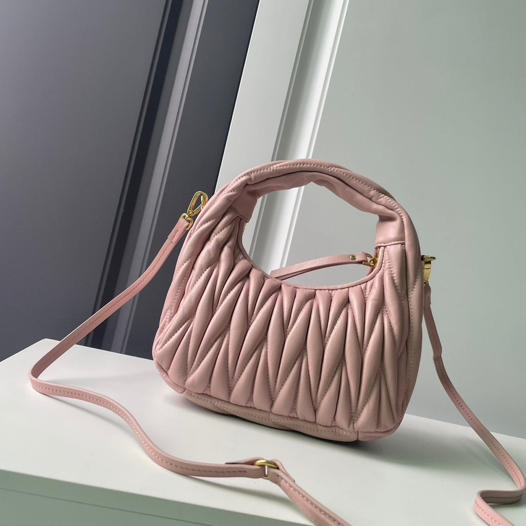 146PA116B Popular leather bag