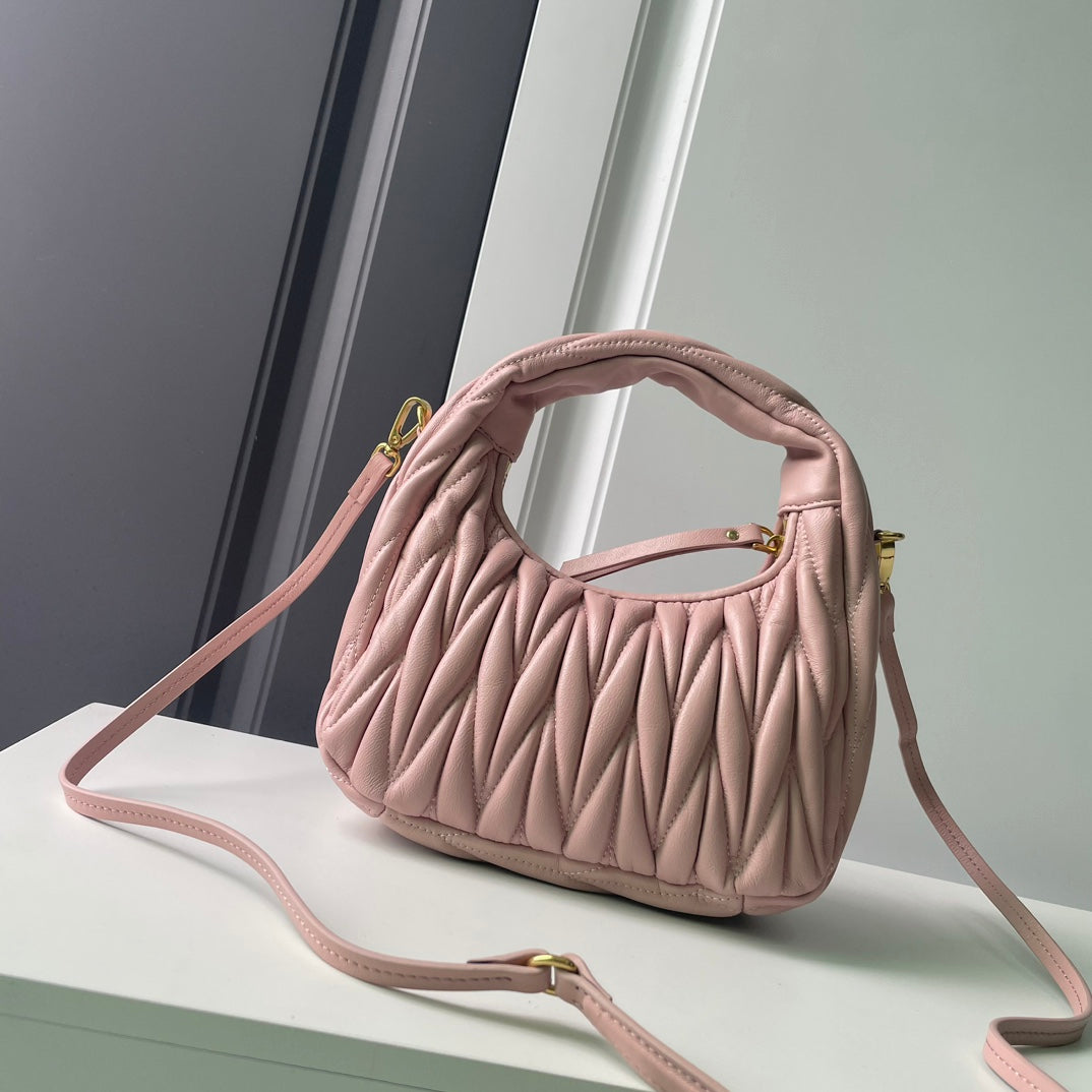 146PA116B Popular leather bag