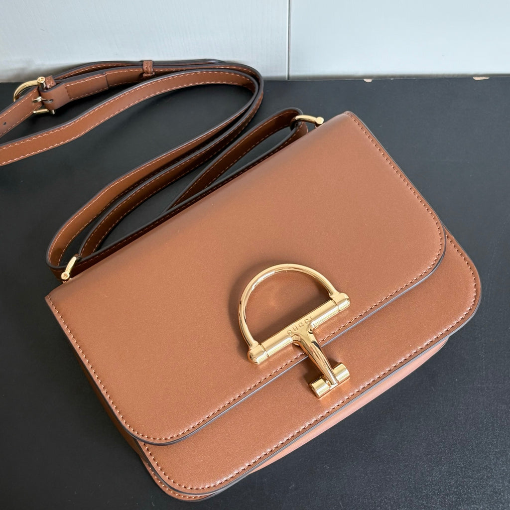 136PB110B Popular leather bag