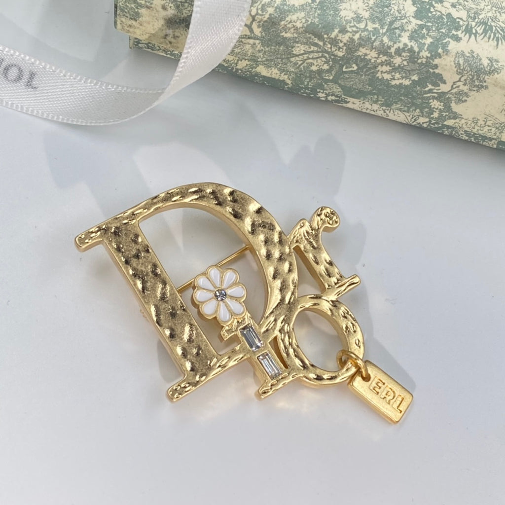15ZD1X Popular Brooch