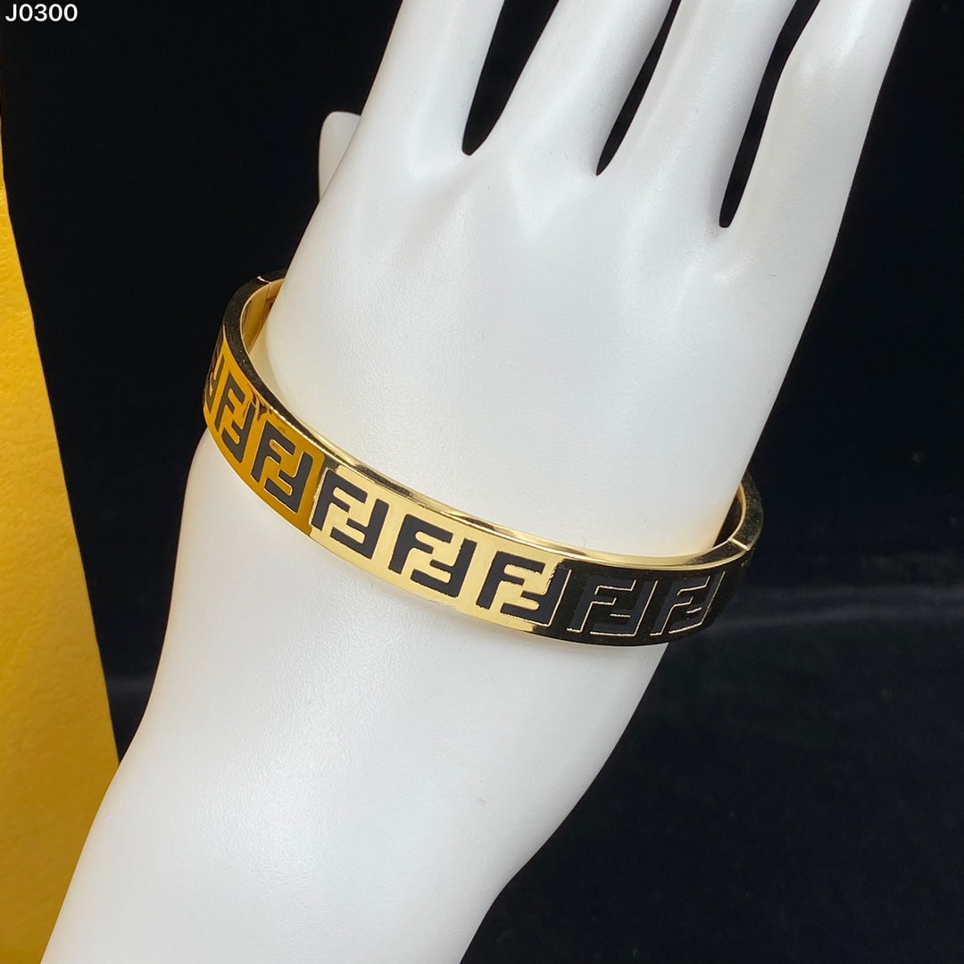 1YF83K  Popular Bracelets