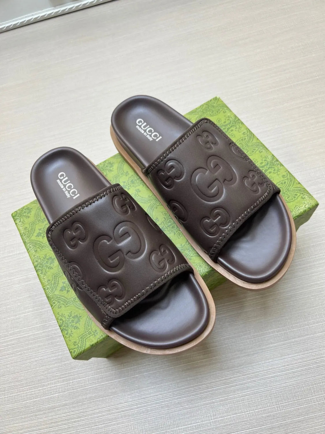 5LB230Z Popular Slippers