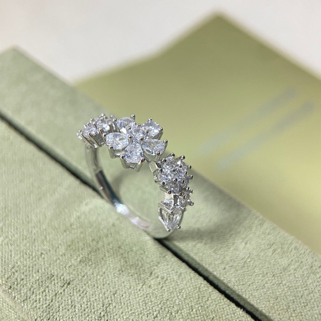 585QVC79J  Popular   Rings