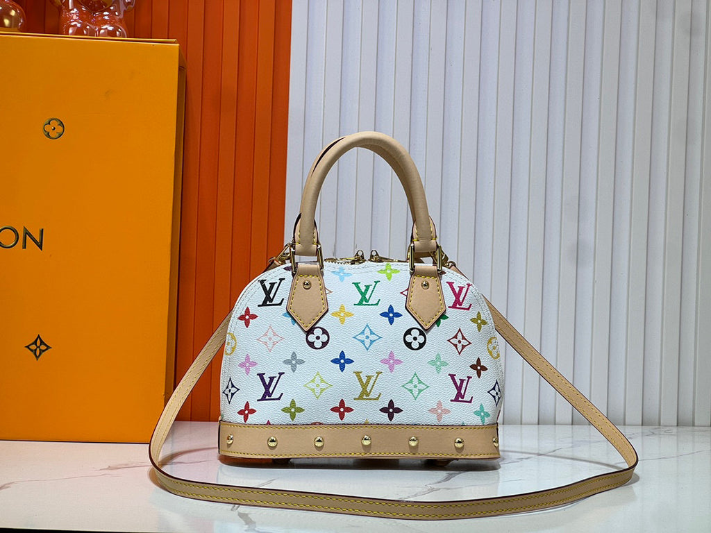 146PE104B Popular leather bag