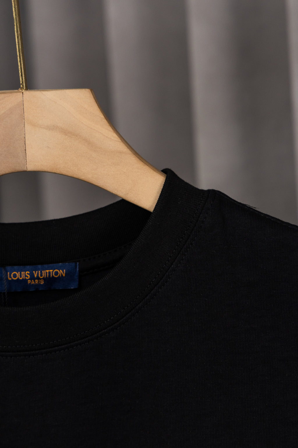 36PE125U Popular T-shirts