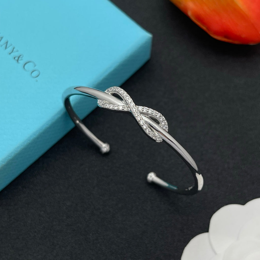 136NT88K Popular Bracelets
