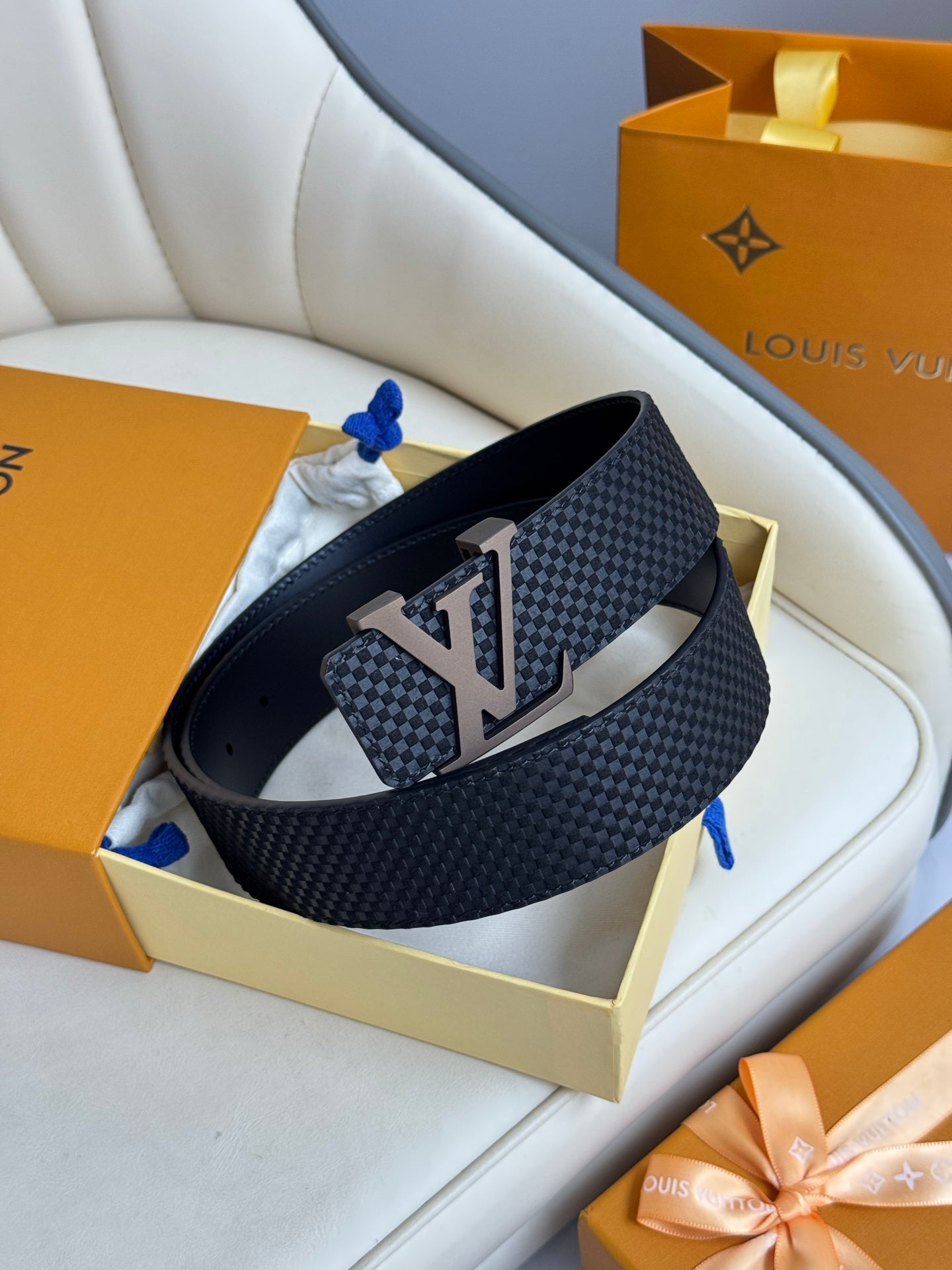 1115QE10P Popular High quality belt With full package