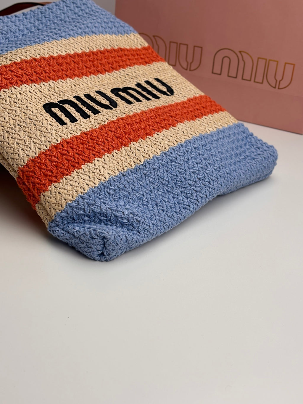 1XA77B Popular   Woven Bag