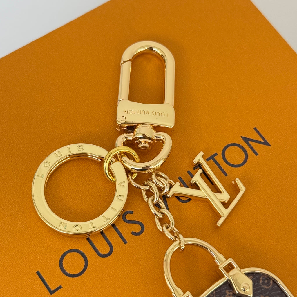 35ZE45A Popular bag 's charms accessories