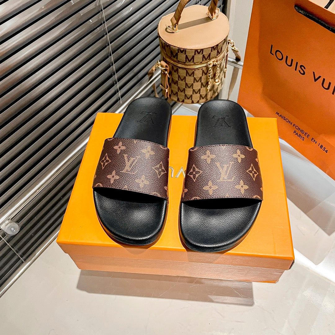 14E195Z Popular Slippers