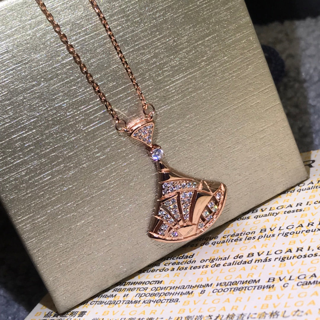 55QS418X Popular Necklaces