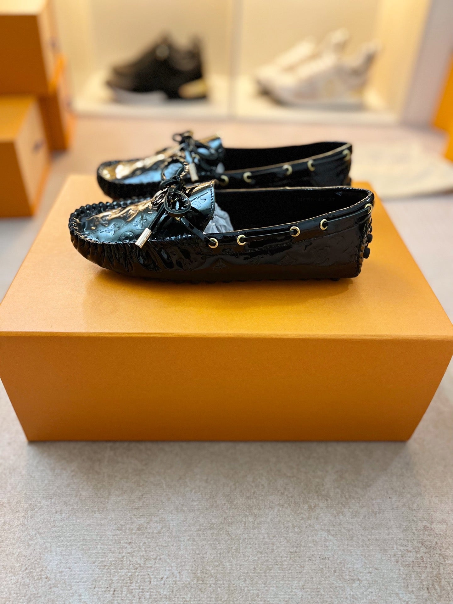 295QE99Z Popular high-quality leather shoes