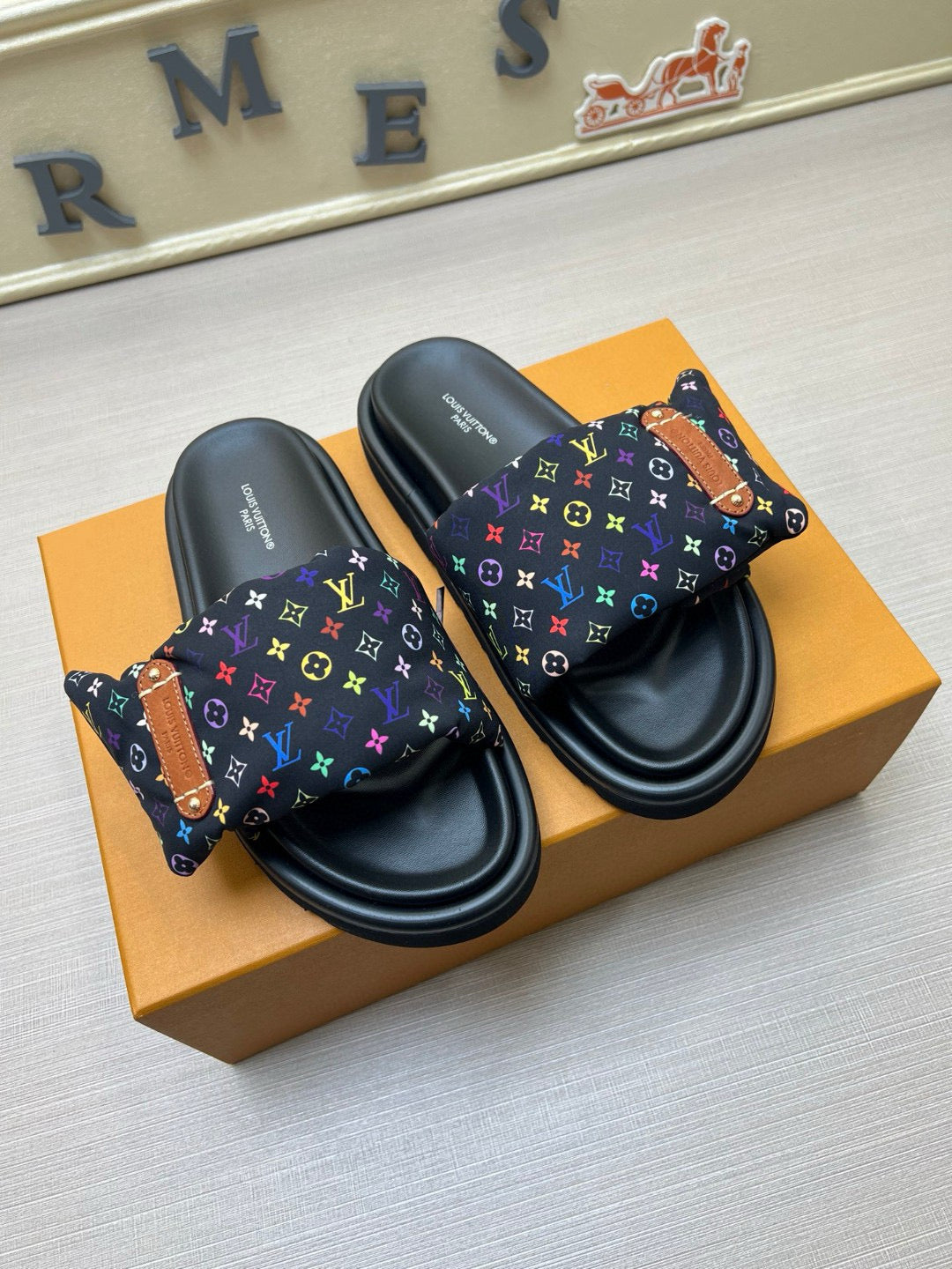 5QE6Z Popular Slippers
