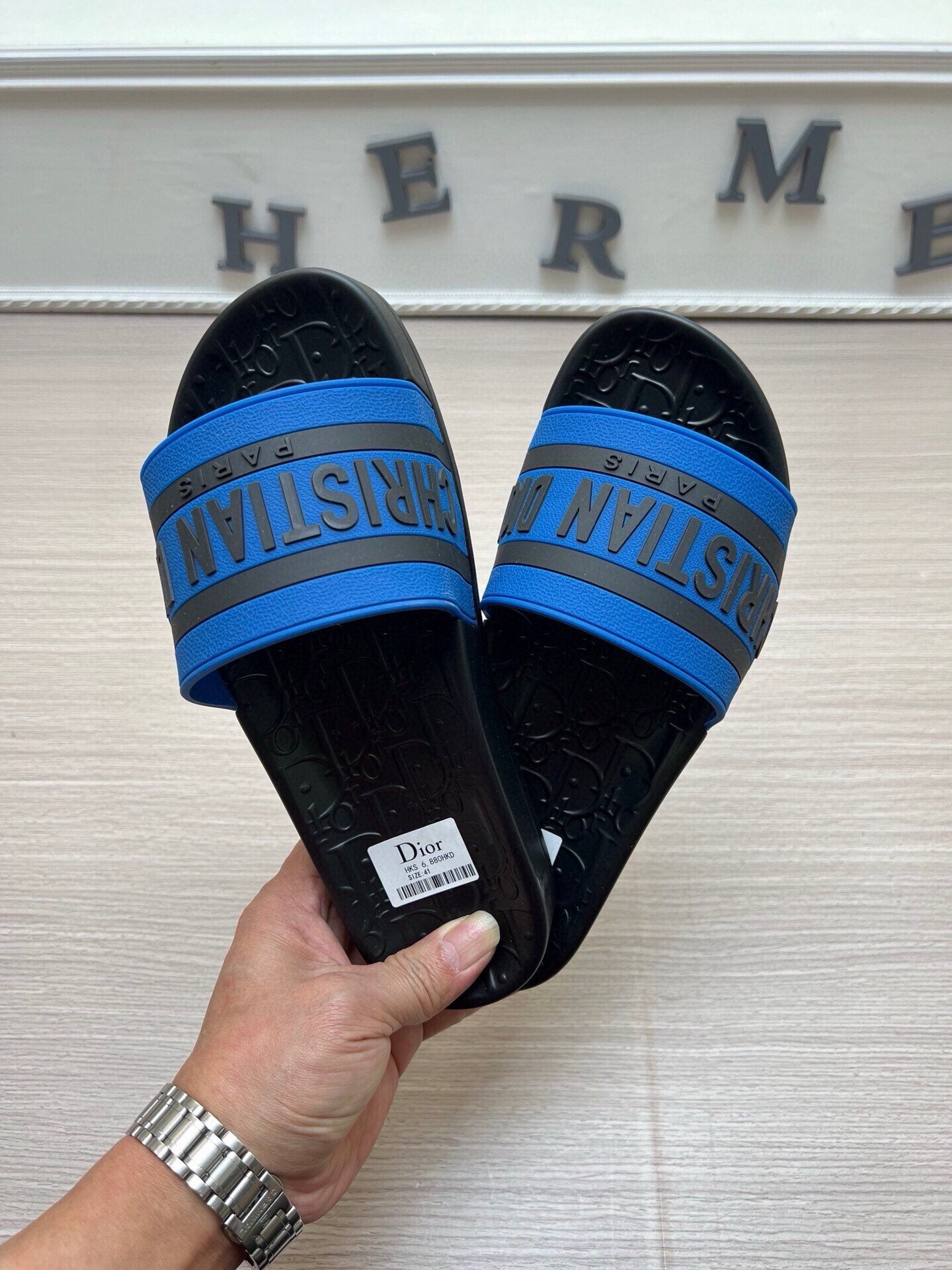 5LD212Z Popular Slippers