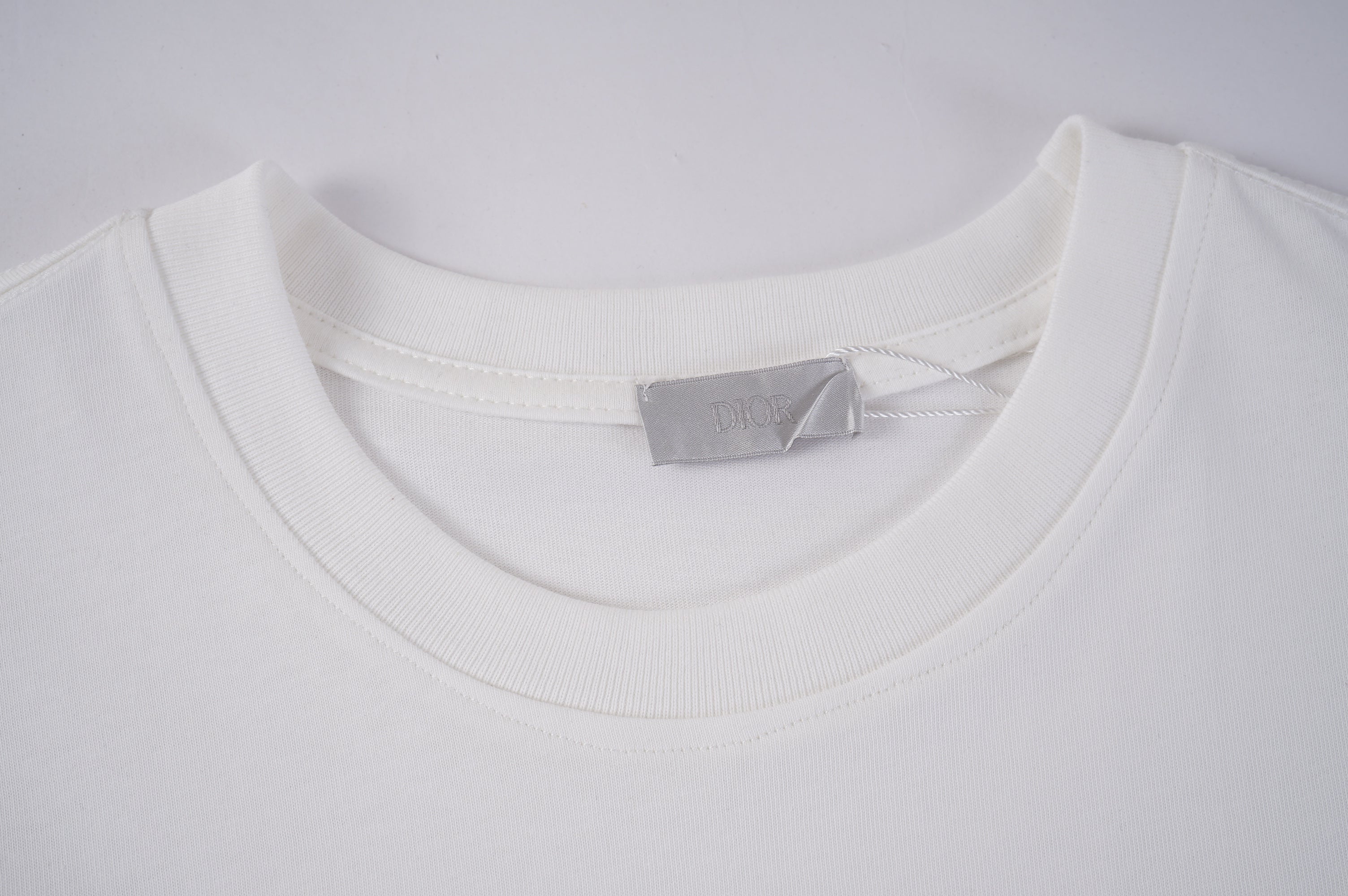 125WD37U  Popular T-shirts