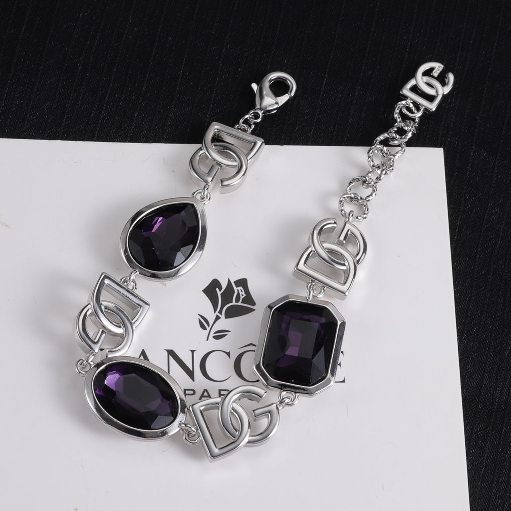 175RA7X Popular   Necklaces . Bracelets