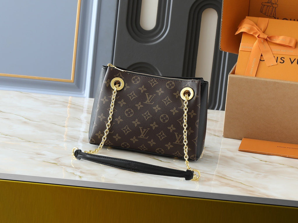 136PE75B Popular leather bag