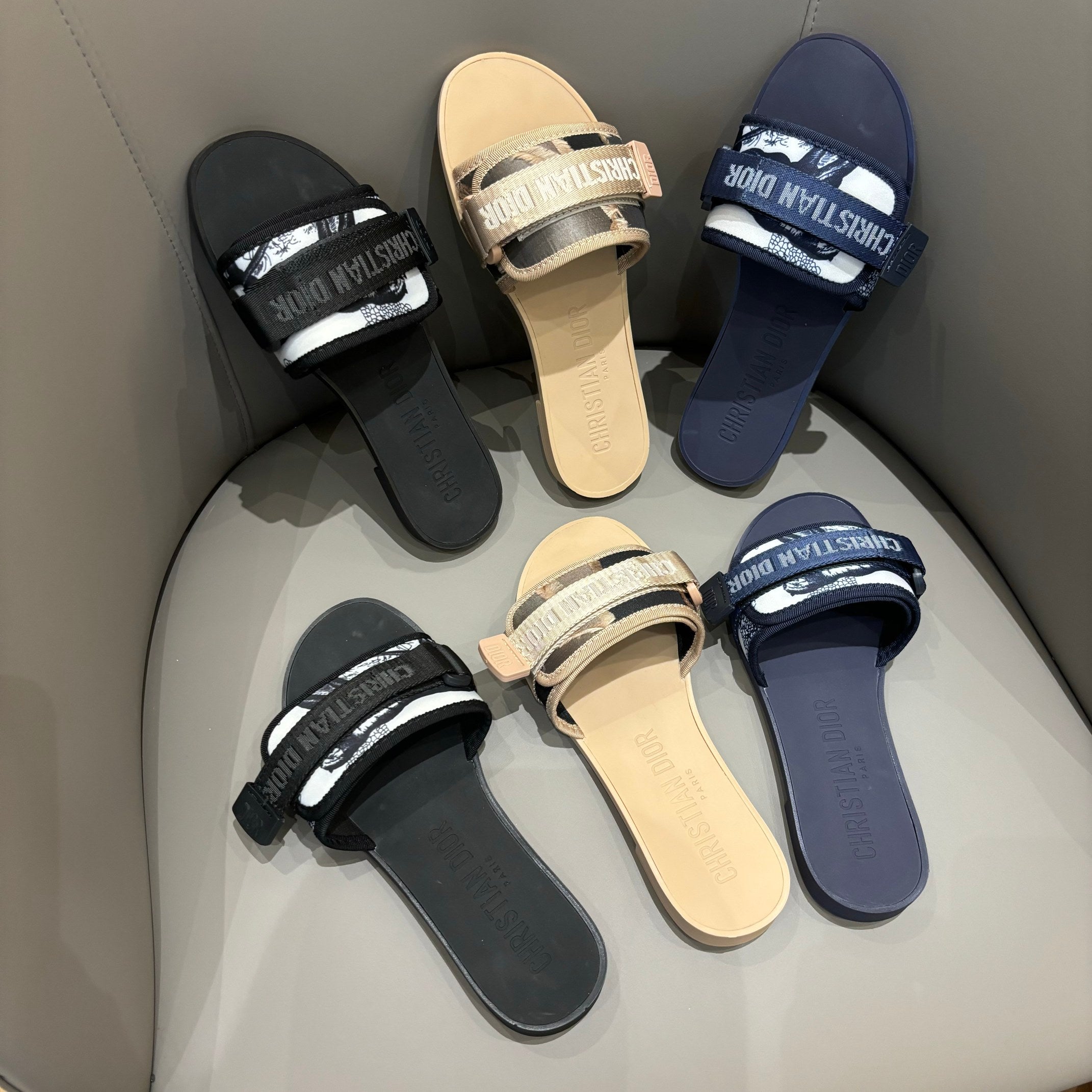 14D17Z Popular slippers