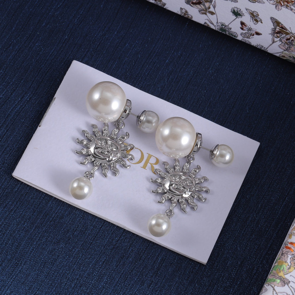 14D587E Popular  Earrings
