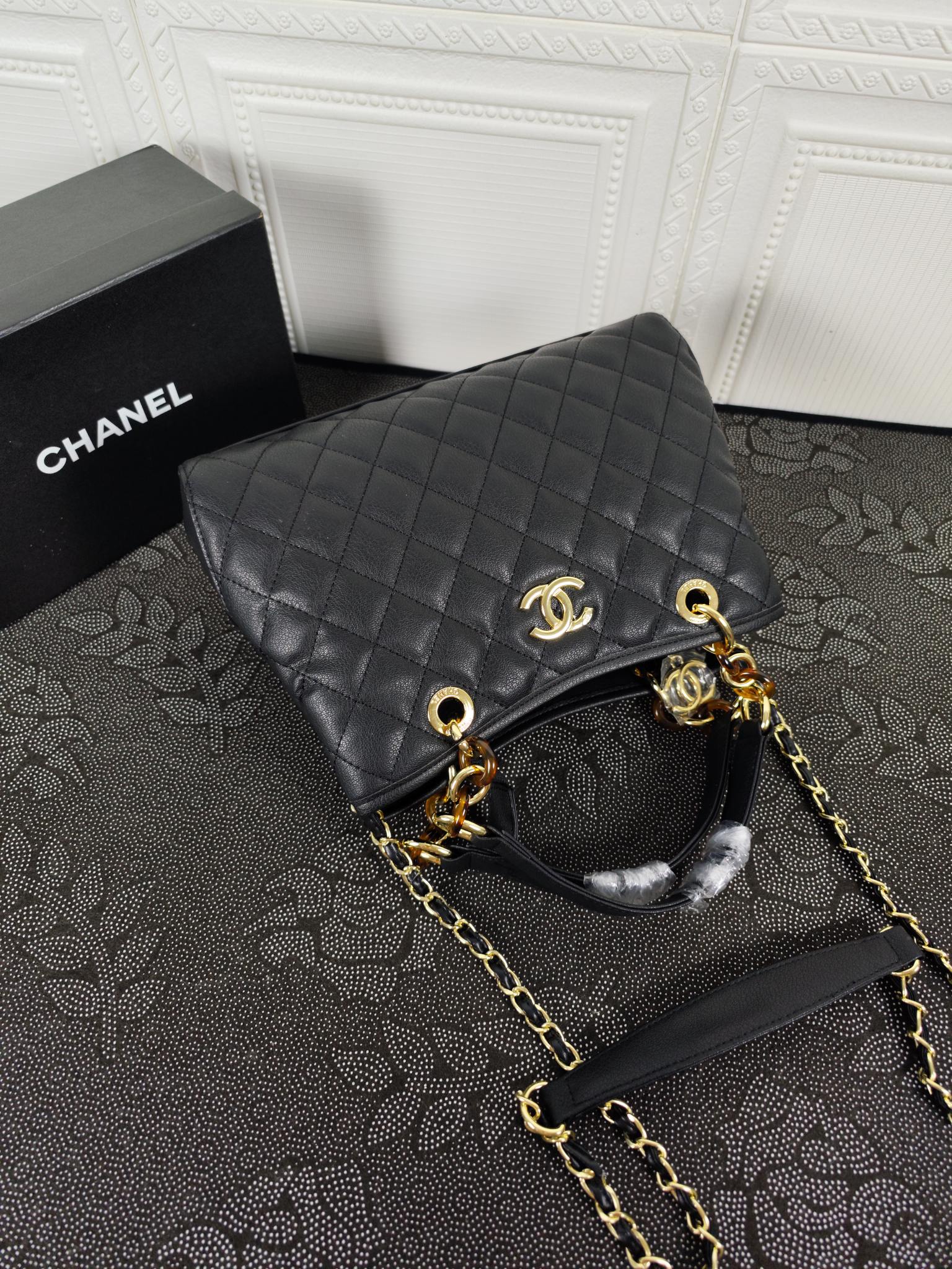 555RB1B Popular   leather bag