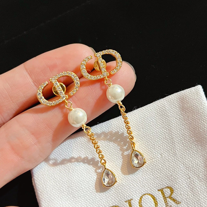 14D208E Popular  Earrings