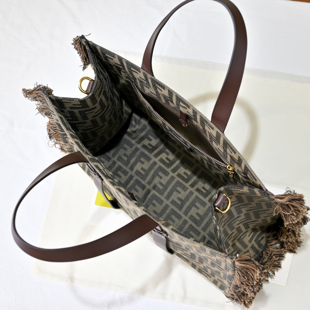 15RF135B Popular Bags