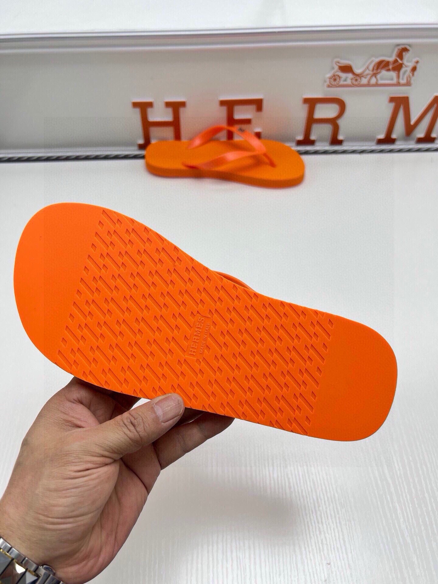 535ZH296Z Popular Slippers