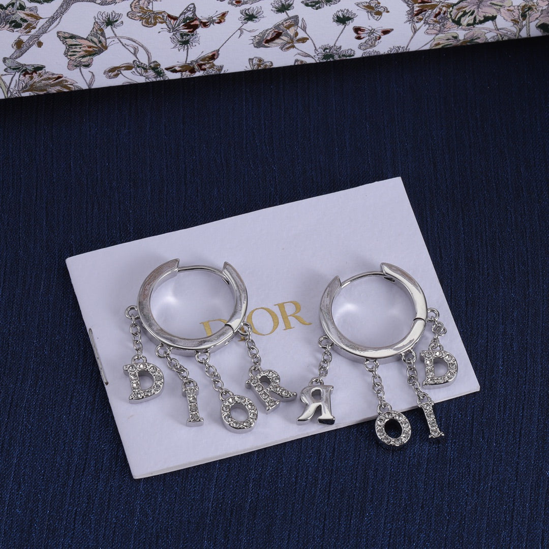 14D585E Popular  Earrings