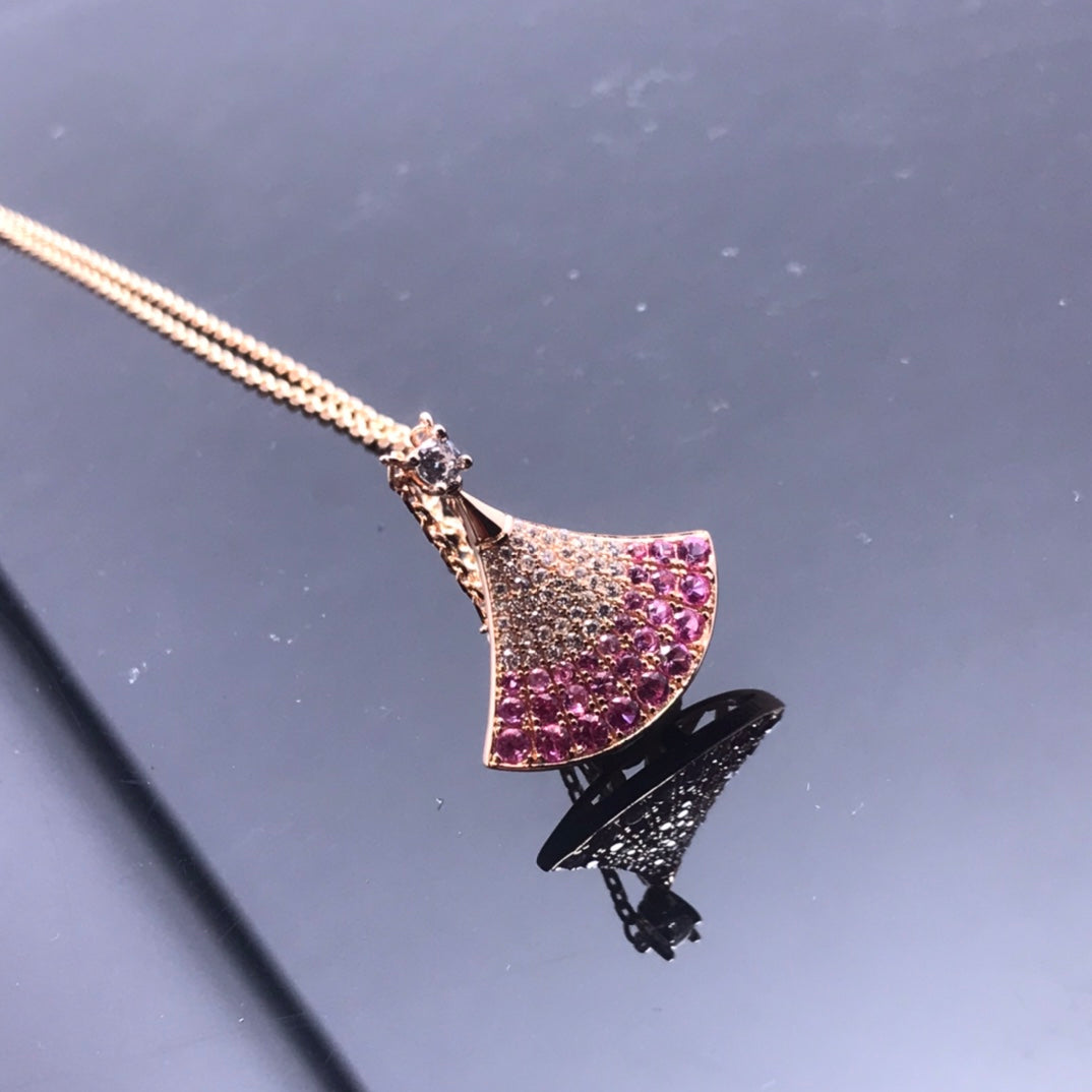 55QS212X Popular Necklace