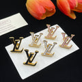 1NE241E Popular   Earrings