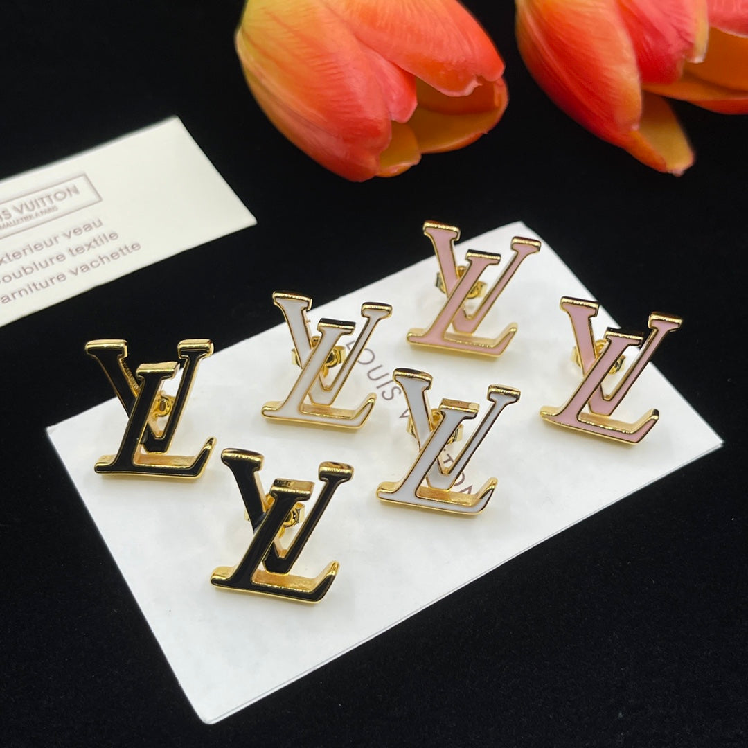 1NE241E Popular   Earrings