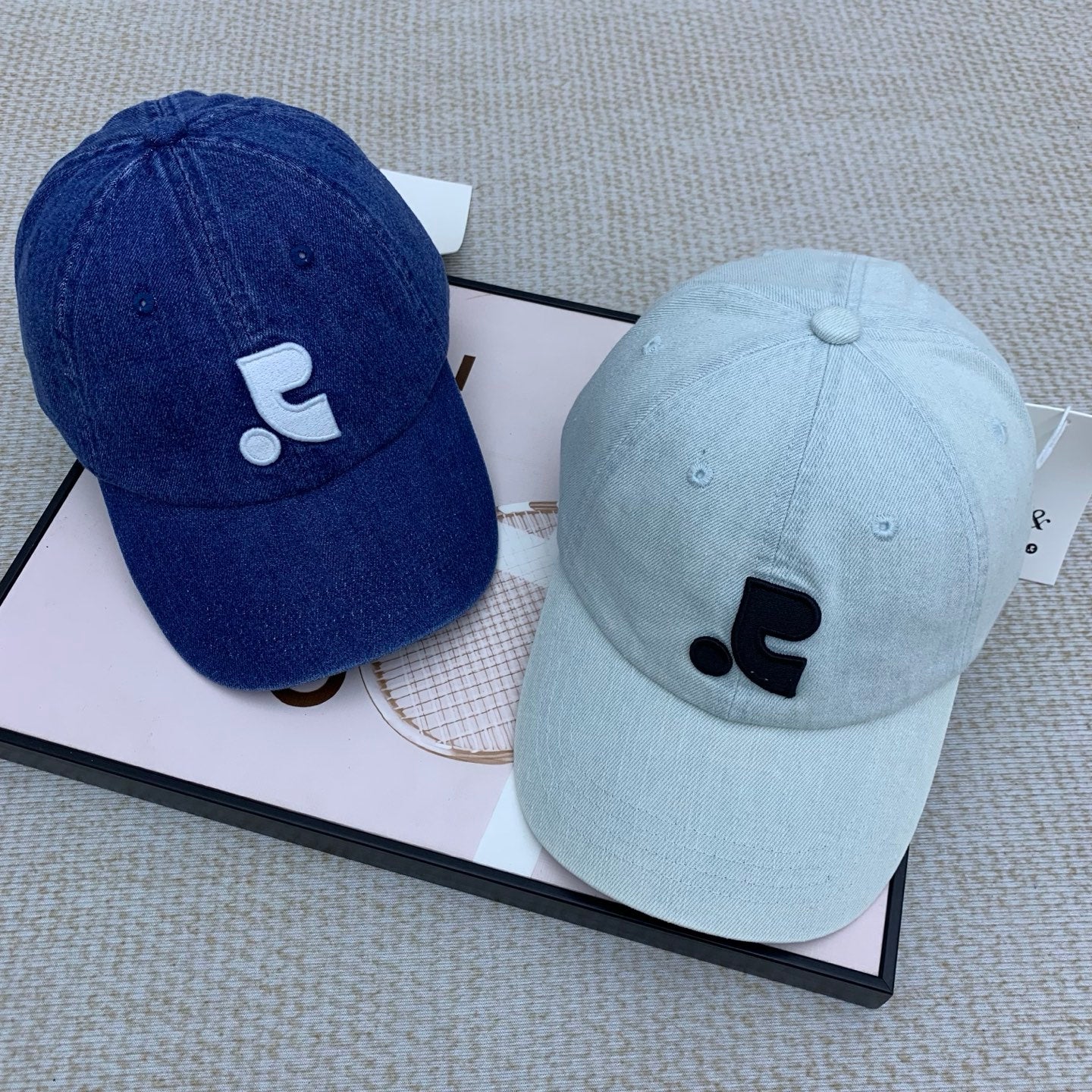 145QA55M Popular hats