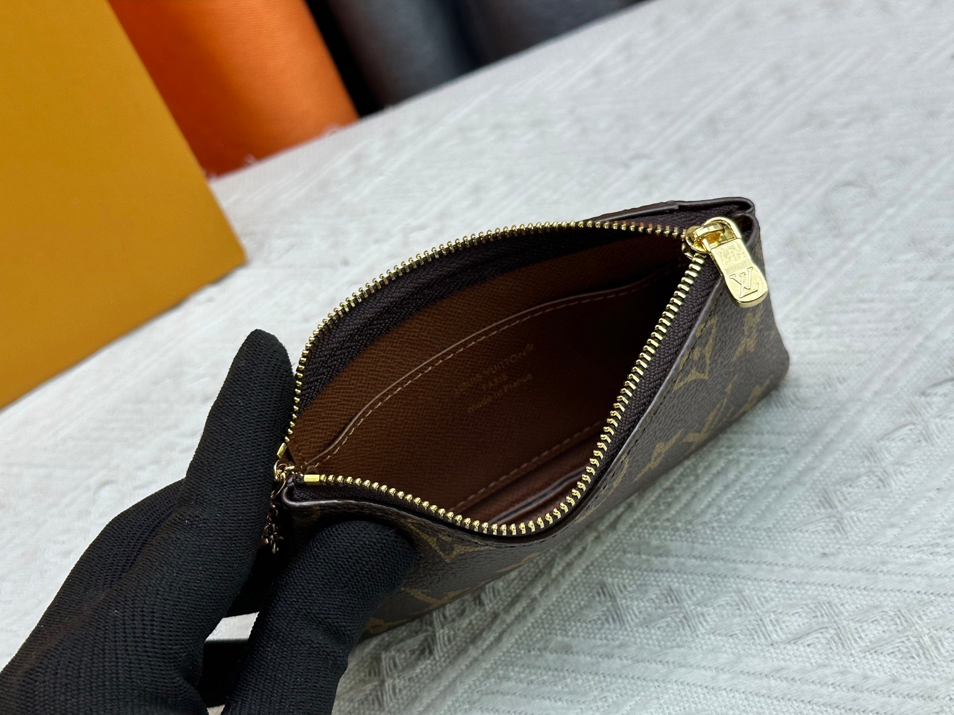 15RE91B  Popular   leather bag