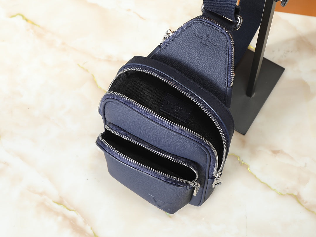 146PE24B Popular leather bag