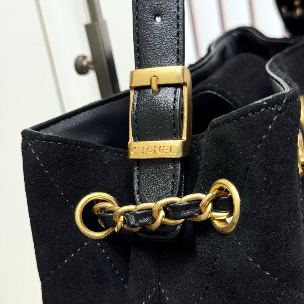 146PC19B Popular leather bag
