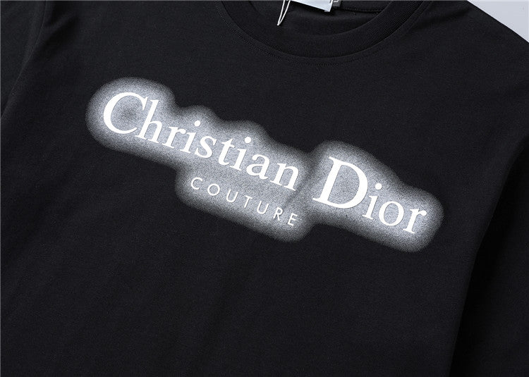 135WD76U  Popular T-shirts