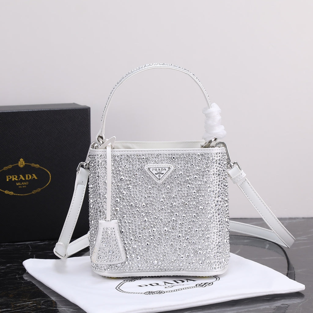 2XPD265B Popular    leather bag 