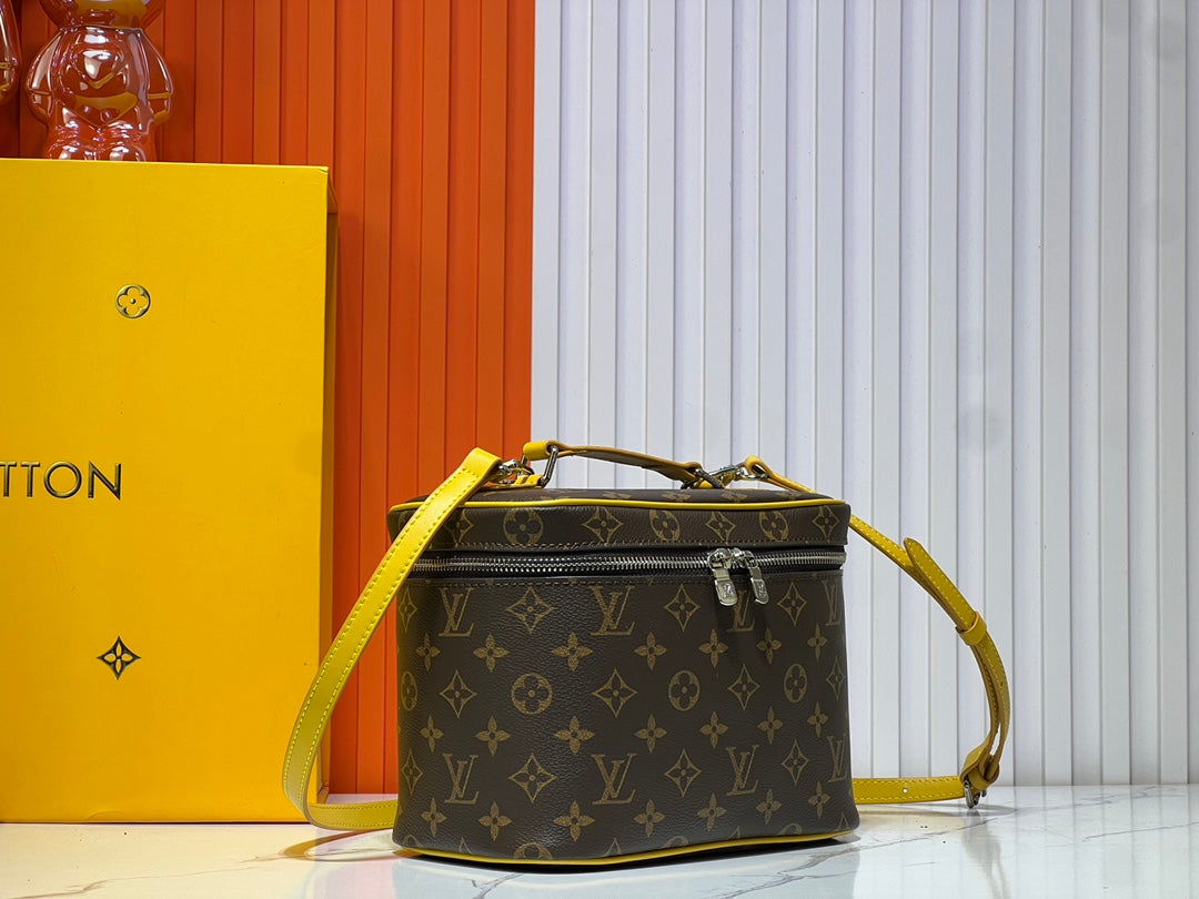 15XE10B Popular  leather bag