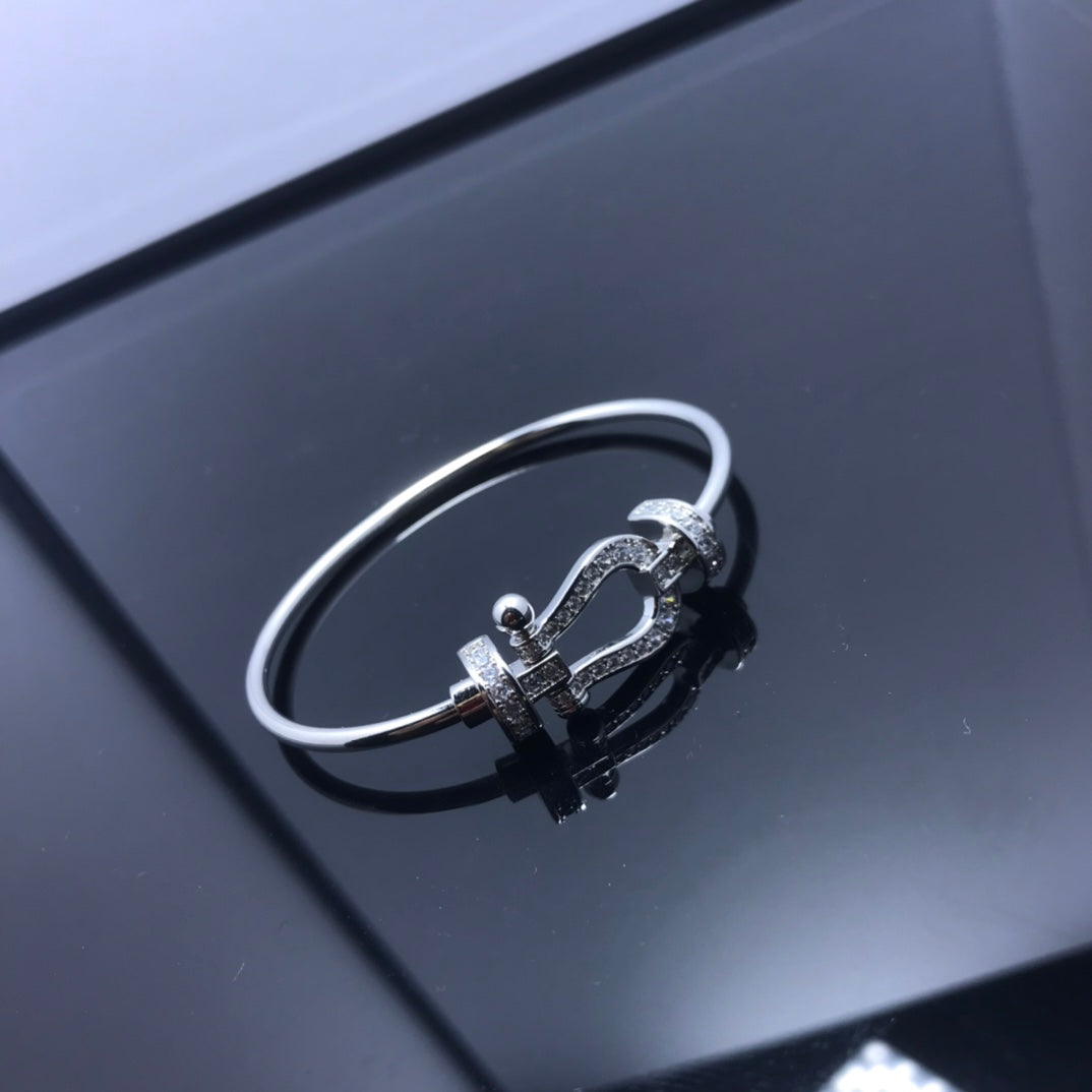 15QA58K  Popular Bracelets