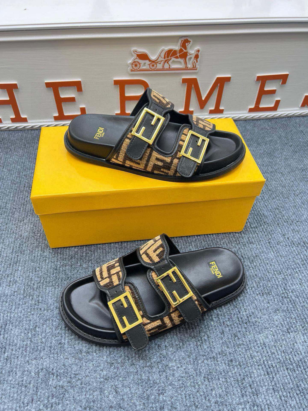 54F38Z Popular slippers