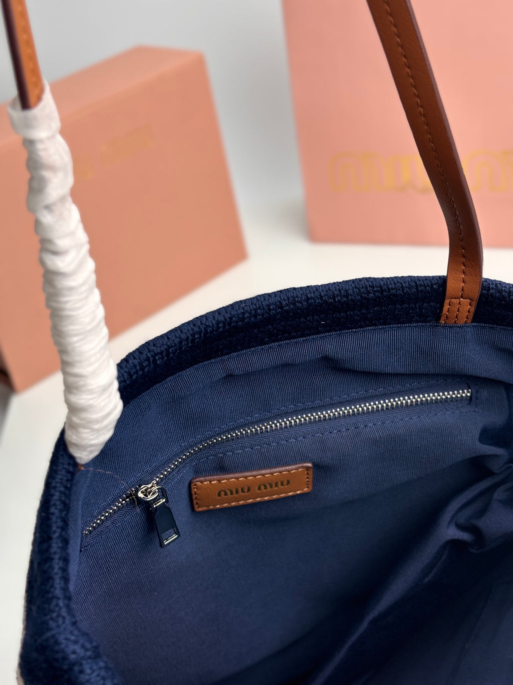 1XA77B Popular   Woven Bag